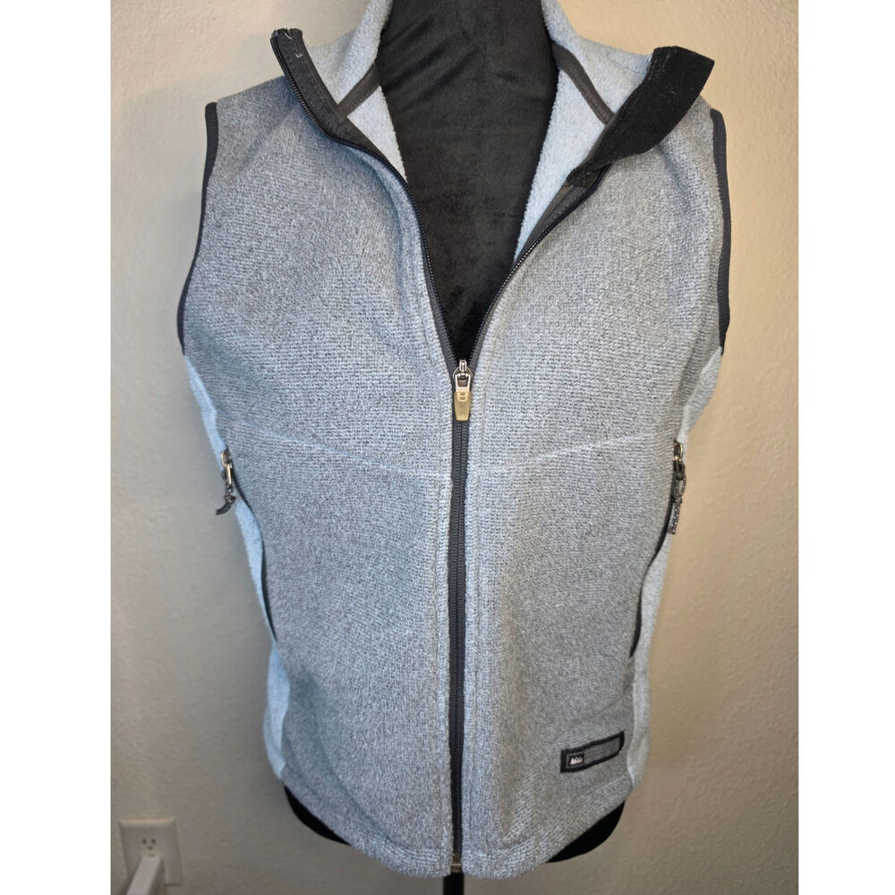 Cozy Gray REI Polartec Textured Fleece Vest Sky Blue Sides Full Zip Front Sz M